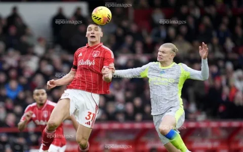 Tin nóng Bảng xếp hạng Ngoại hạng Anh mới nhất： MU bứt phá, Arsenal có giữ được？